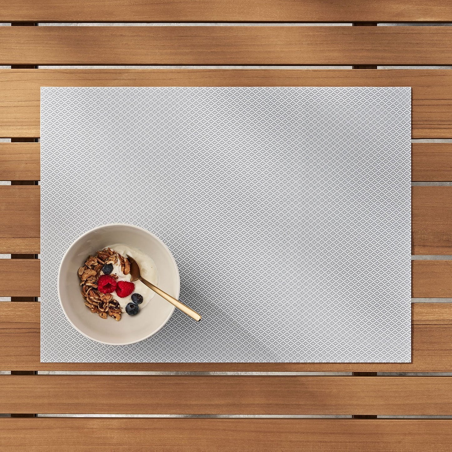 Member's Mark Set of 8 Paragon Woven PVC Placemats, 14" x 19" - Bellso