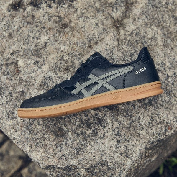 ASICS Skyhand™ OG Sneaker - Black / Grey / Gum Size M10.5 W12 - Bellso
