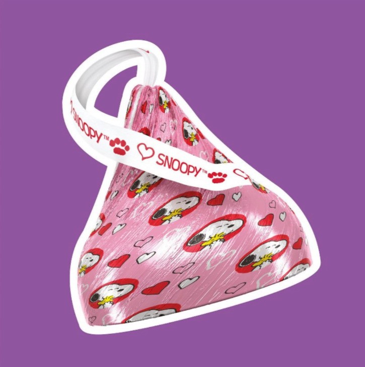 Kisses Snoopy & Friends Milk Chocolate, Valentine's Day, 1.45oz - Bellso