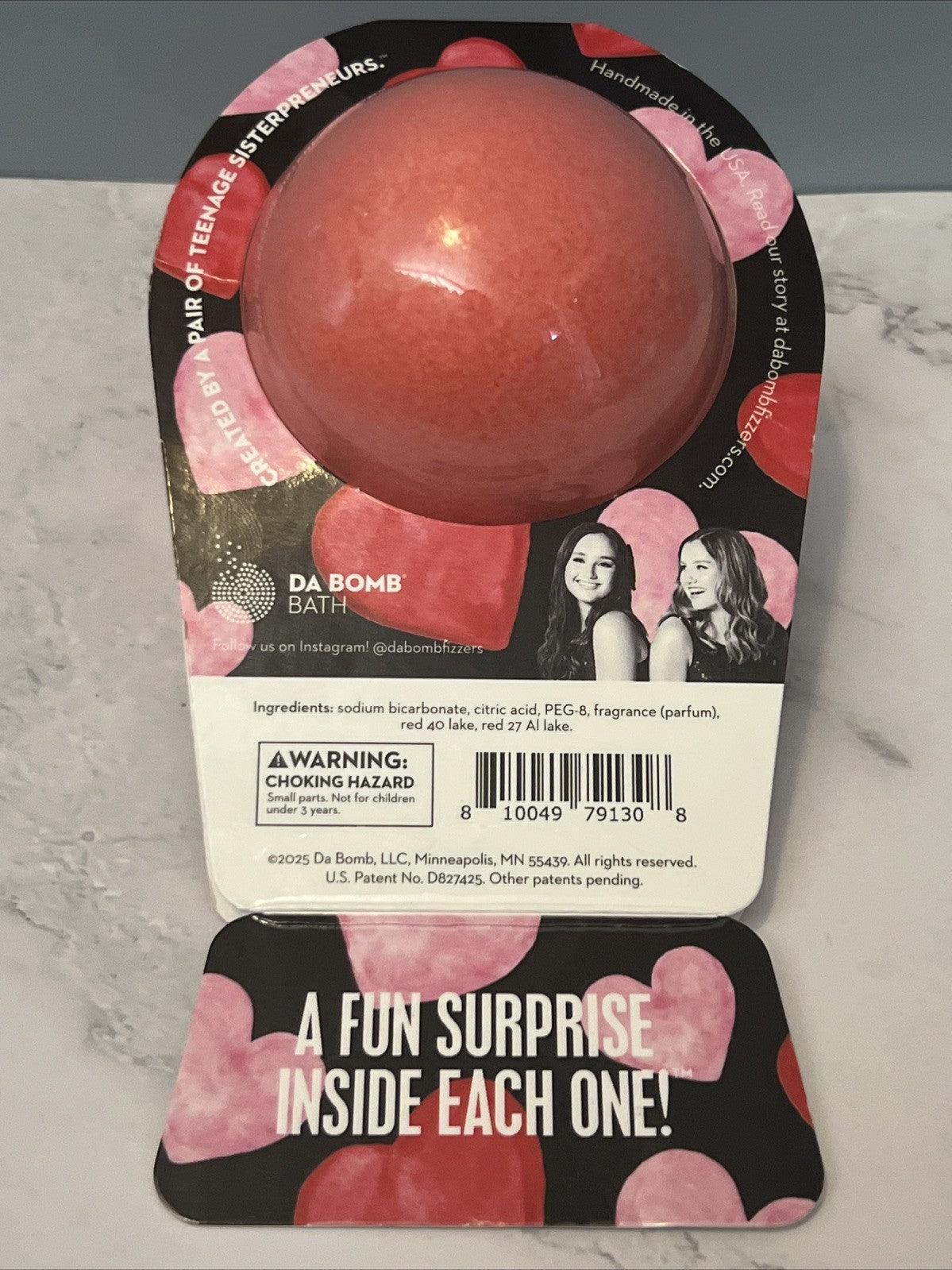 Kiss Bath Bomb Raspberry Fizzer with Surprise Inside Red/Pink - Bellso