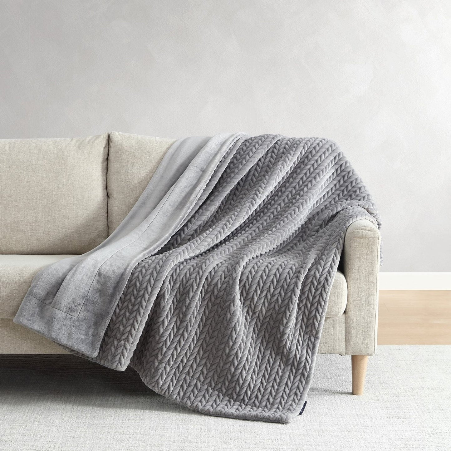 Ann Taylor Chevron Plush Throw Blanket 60 X 70 (Gray)