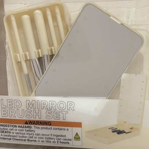 Vivitar LED Mirror Makeup Brush Set with 5 Brushes & Case - Ivory - NEW - Bellso