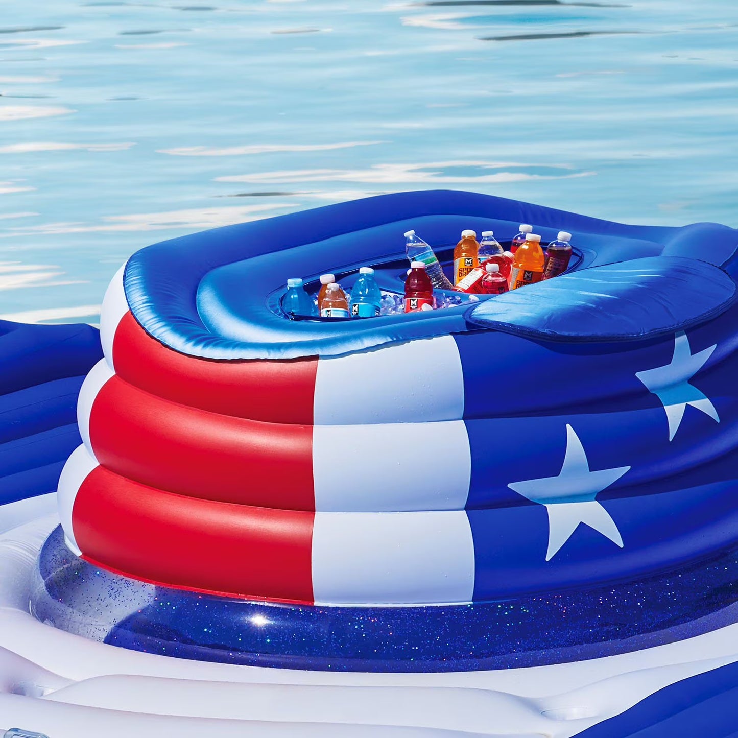 Member's Mark Inflatable Oversized Cowboy Hat Lake Island