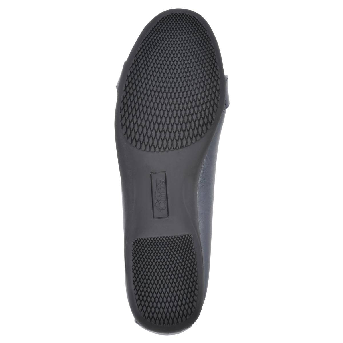 Cliffs by White Mountain Women's Charmed Ballet Flats - Red Fabric - Bellso