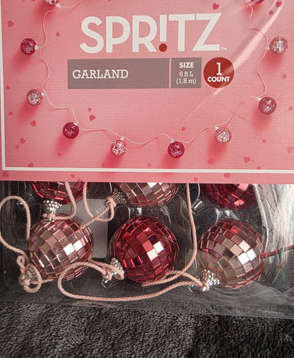 NWT Target 2025 72" Disco Ball Valentine's Day Christmas Garland Pink/Purple - Bellso
