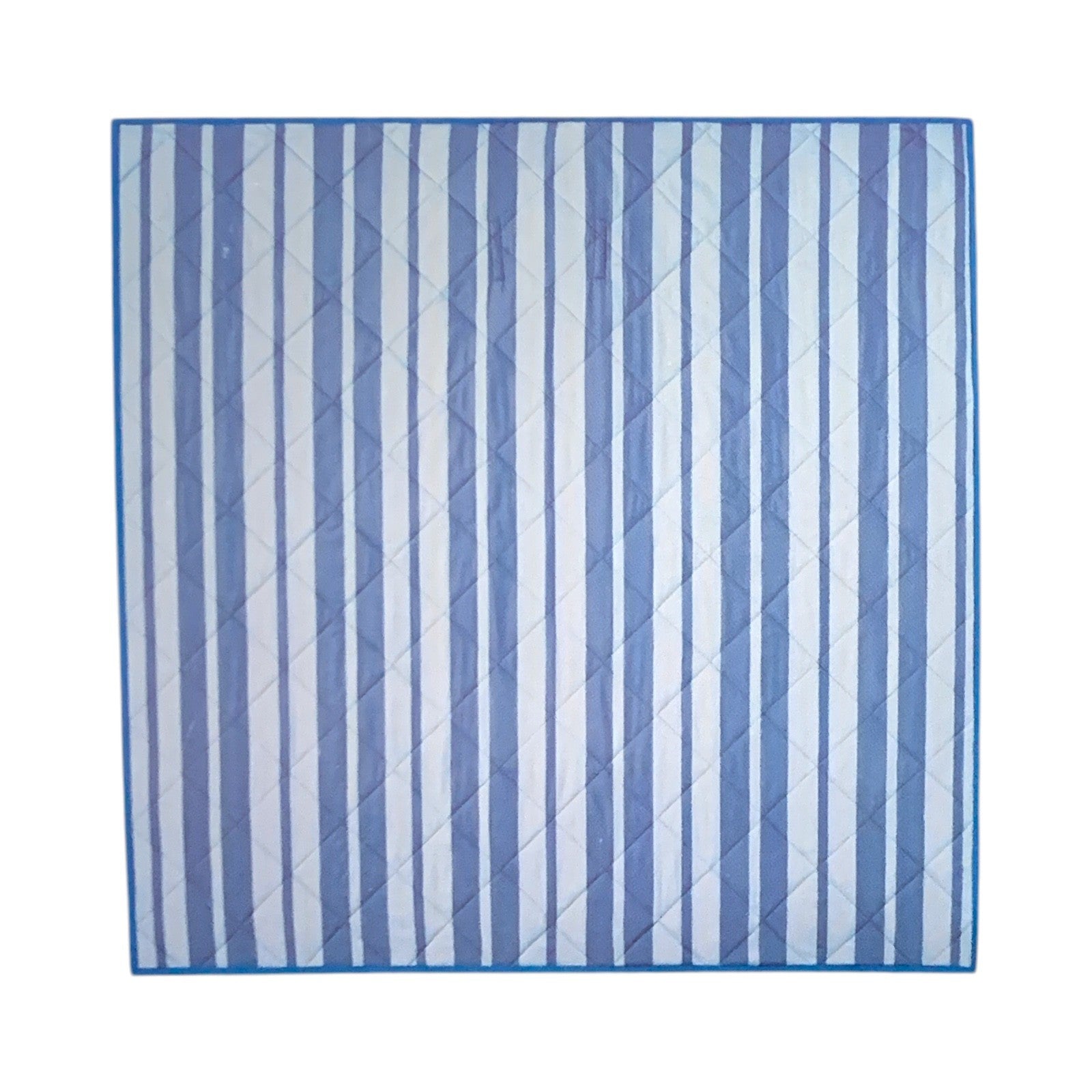 Member's Mark Water Resistant Outdoor Blanket with Zipper Pocket, 80"x80 - Bellso
