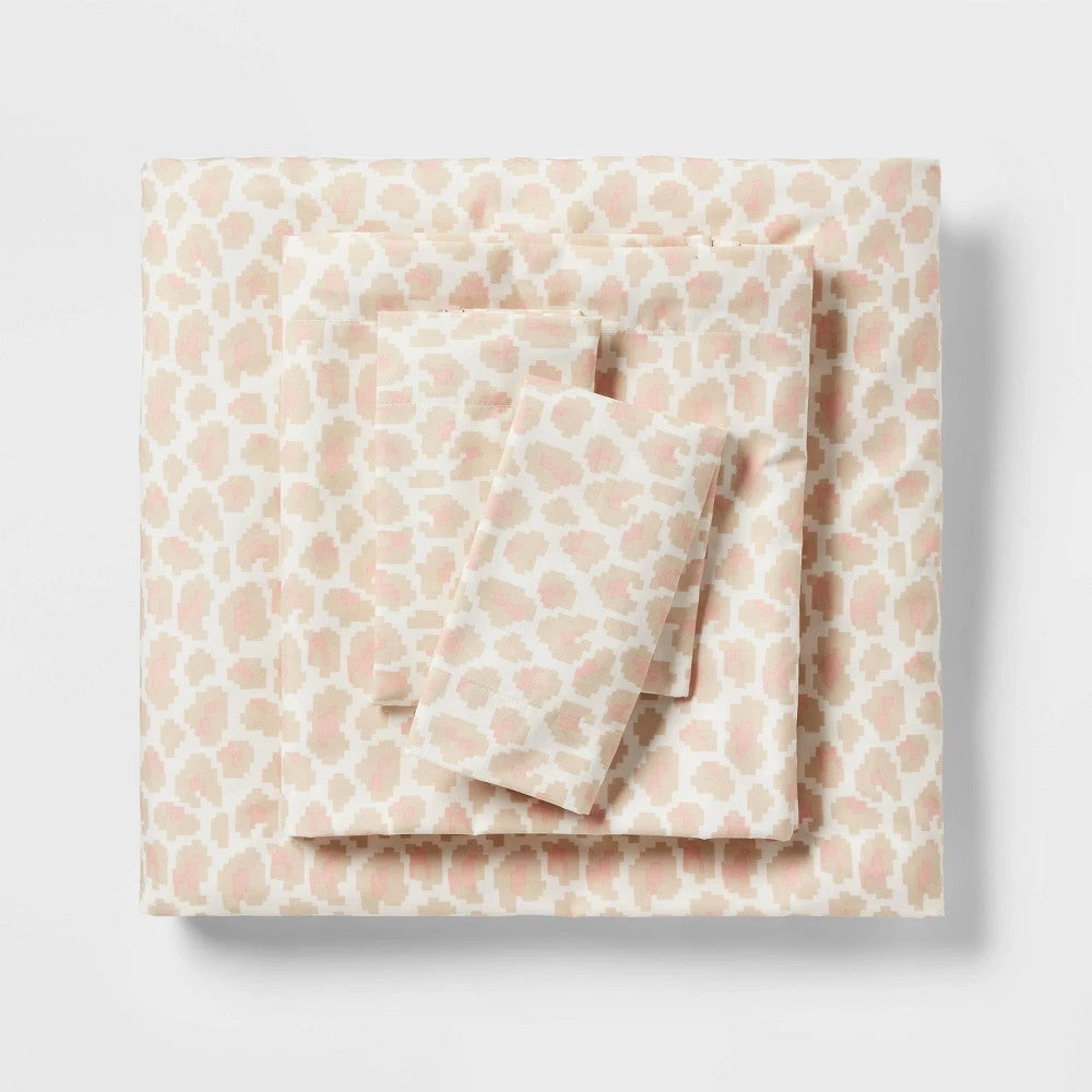 Twin/Twin Extra Long Microfiber Sheet Set Pink Leopard Print - Room Essentials™