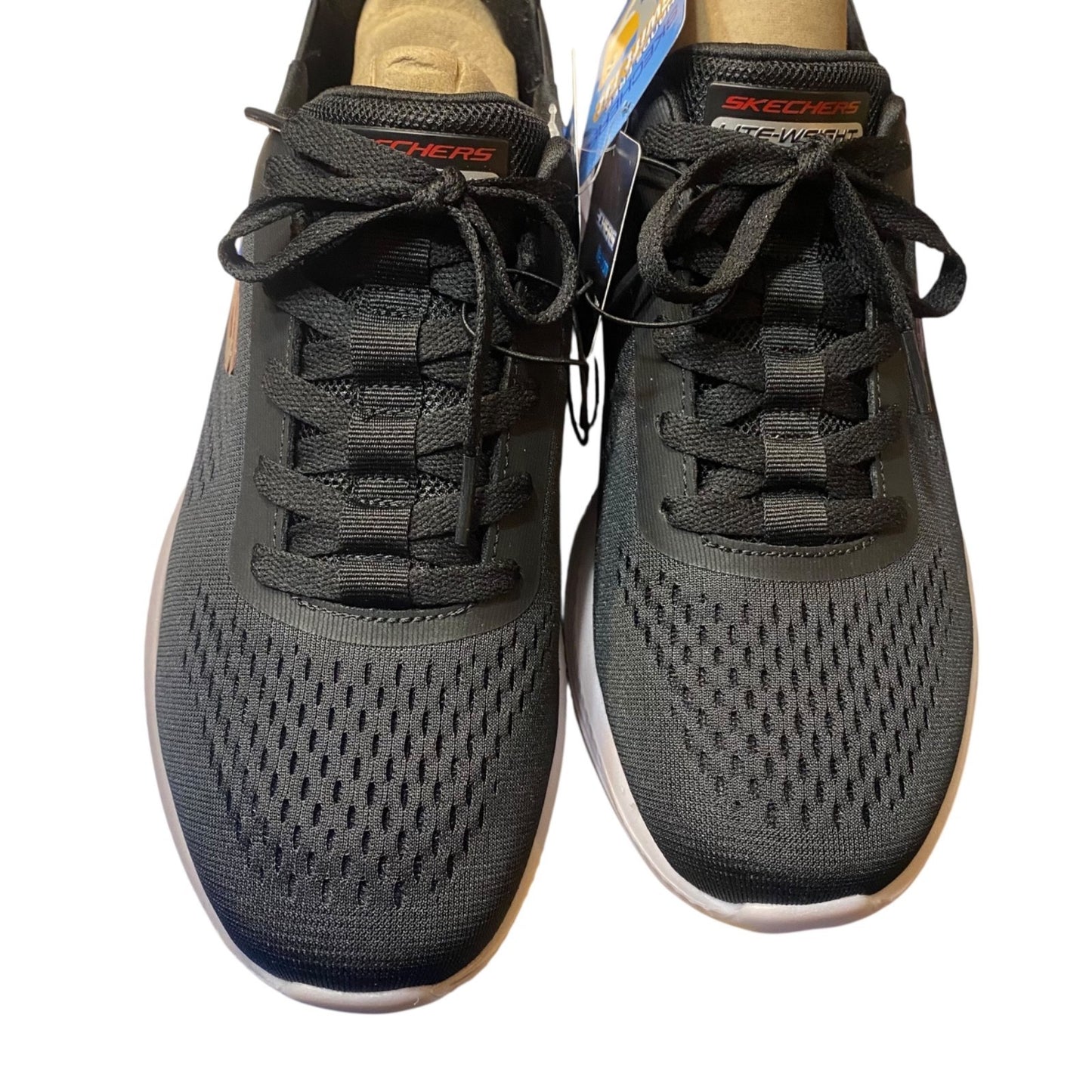 SKECHERS Mens 9.5 Verse Athletic Shoes SWIFT FIT Hands Free Slip on Sneakers NEW