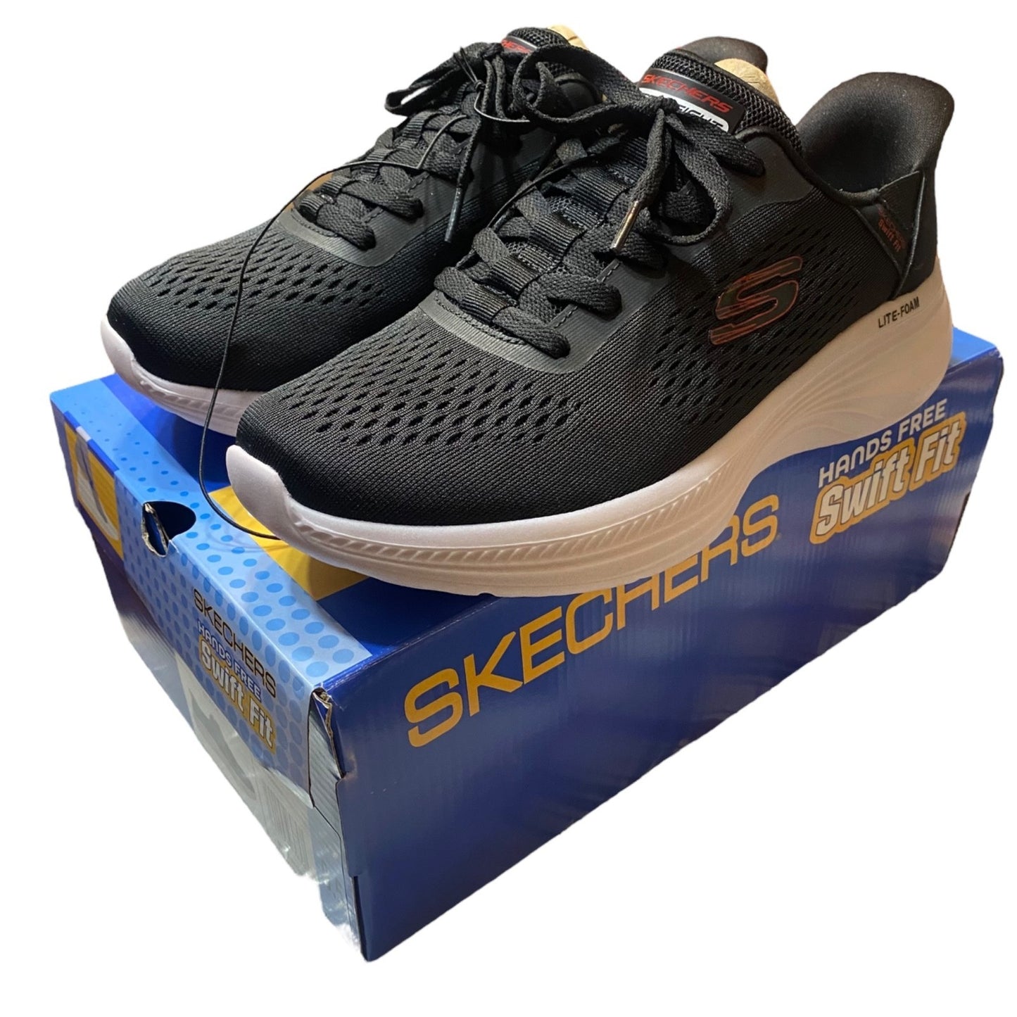 SKECHERS Mens 9.5 Verse Athletic Shoes SWIFT FIT Hands Free Slip on Sneakers NEW