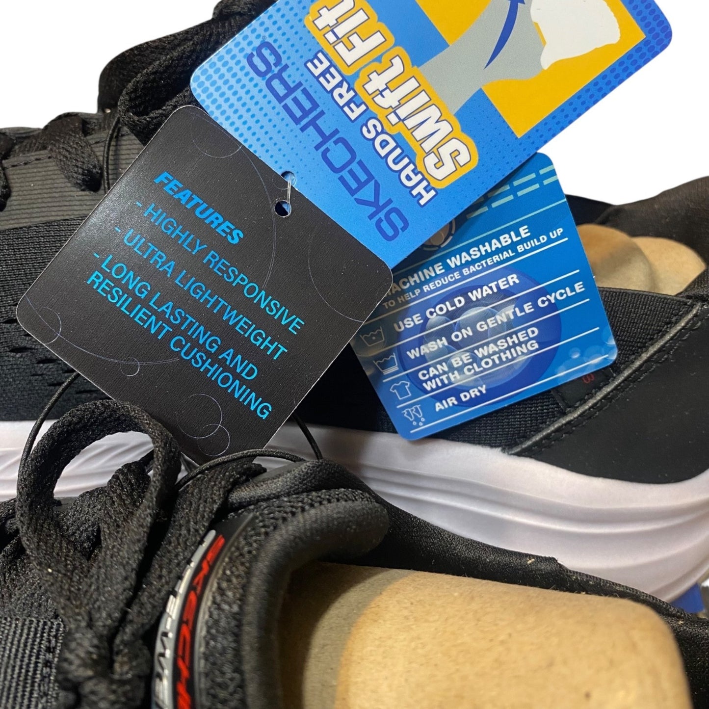 SKECHERS Mens 9.5 Verse Athletic Shoes SWIFT FIT Hands Free Slip on Sneakers NEW