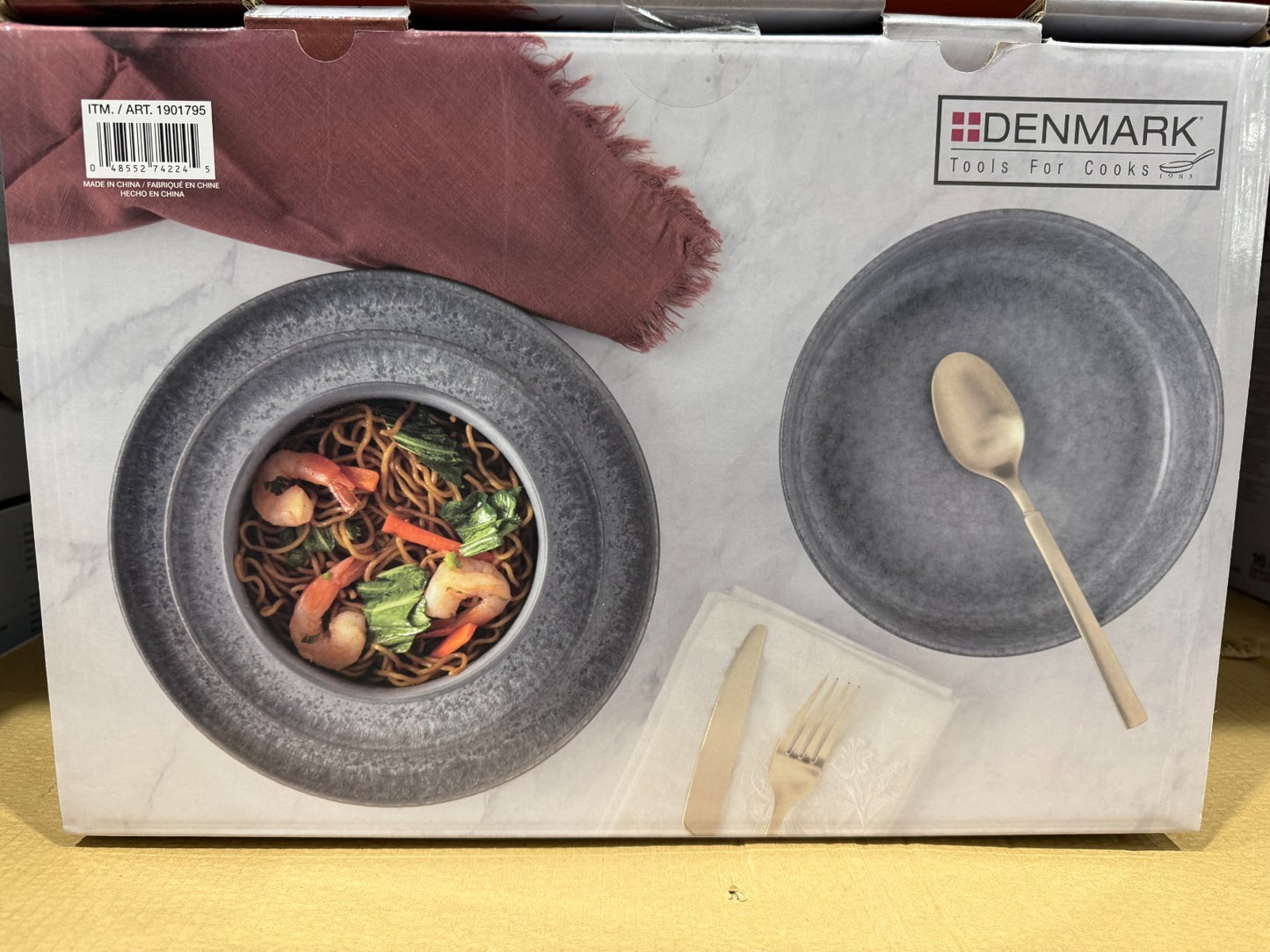 New Denmark 16-Piece Kamilah Dinnerware Set
