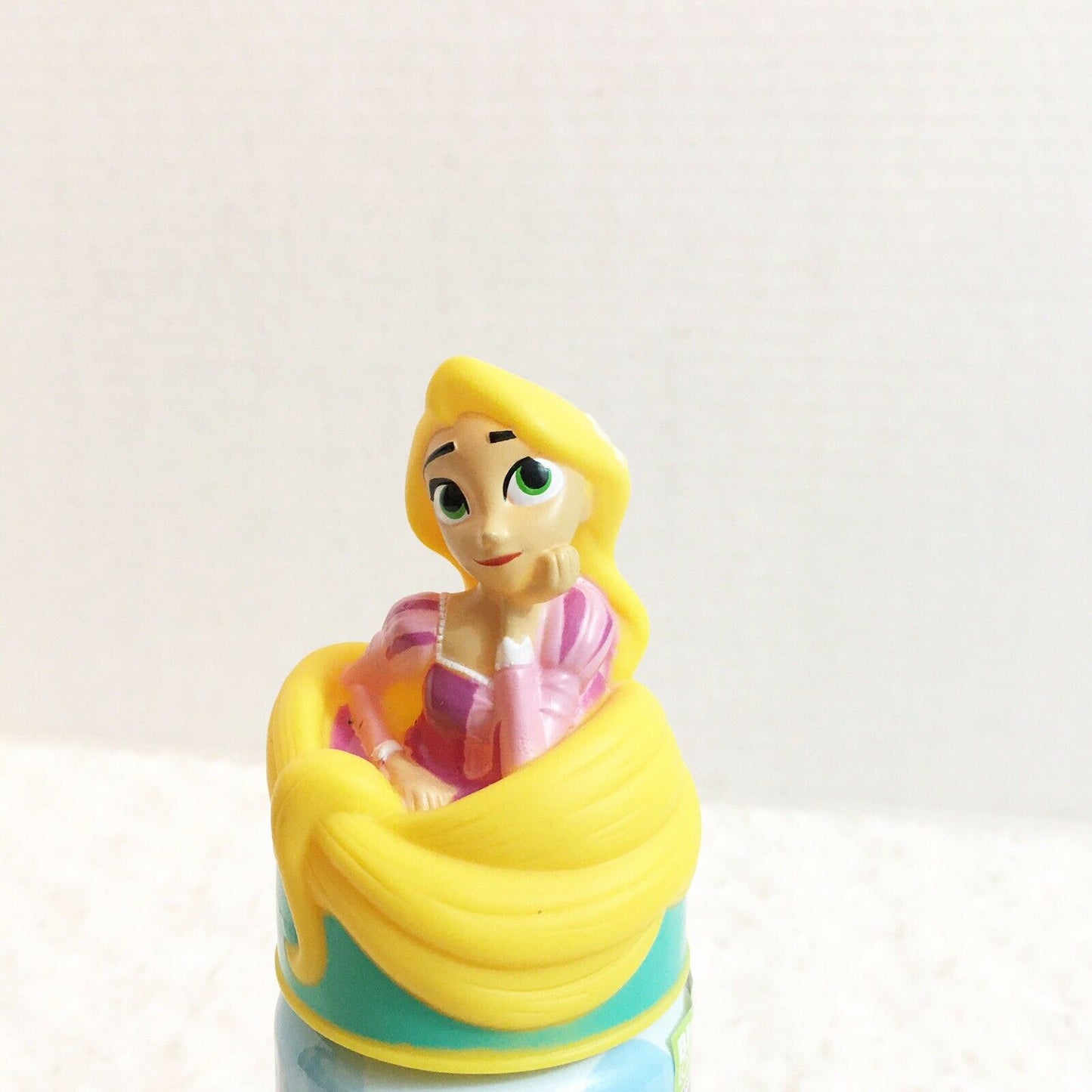 Disney Tangled Series Rapunzel Bubble Topper 8 Oz - Bellso